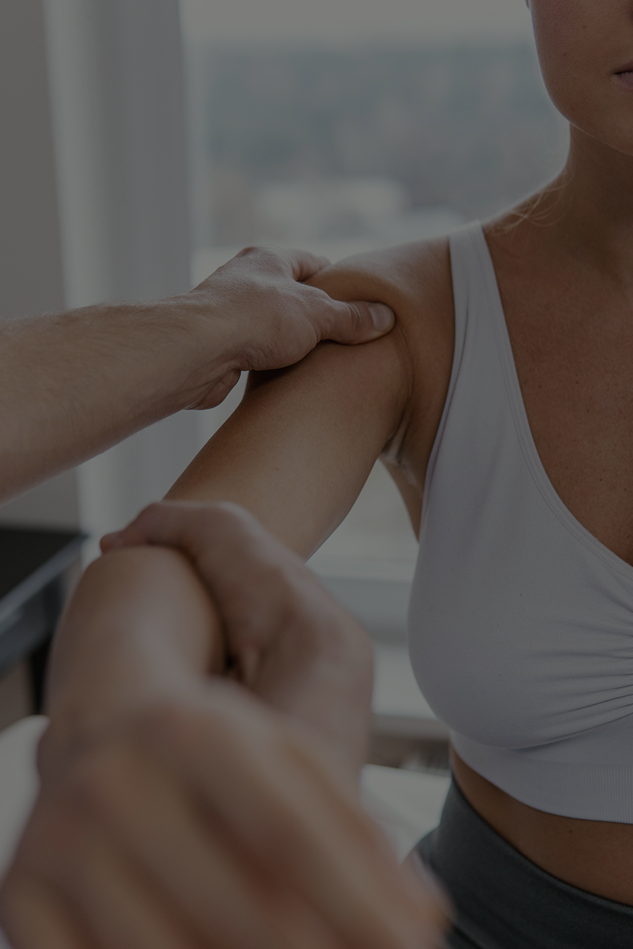 Terapia manual de ligamentos cuatro cuatro wellness center